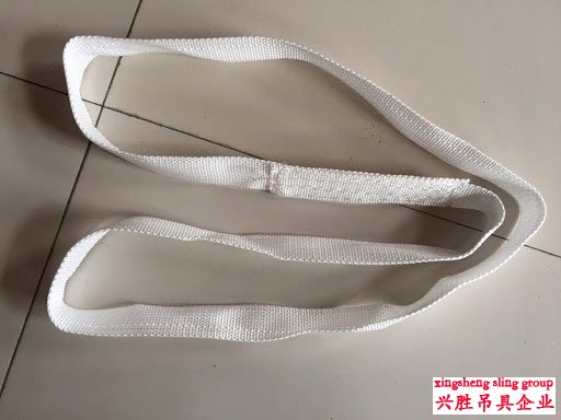 Disposable webbing sling Disposable webbing sling